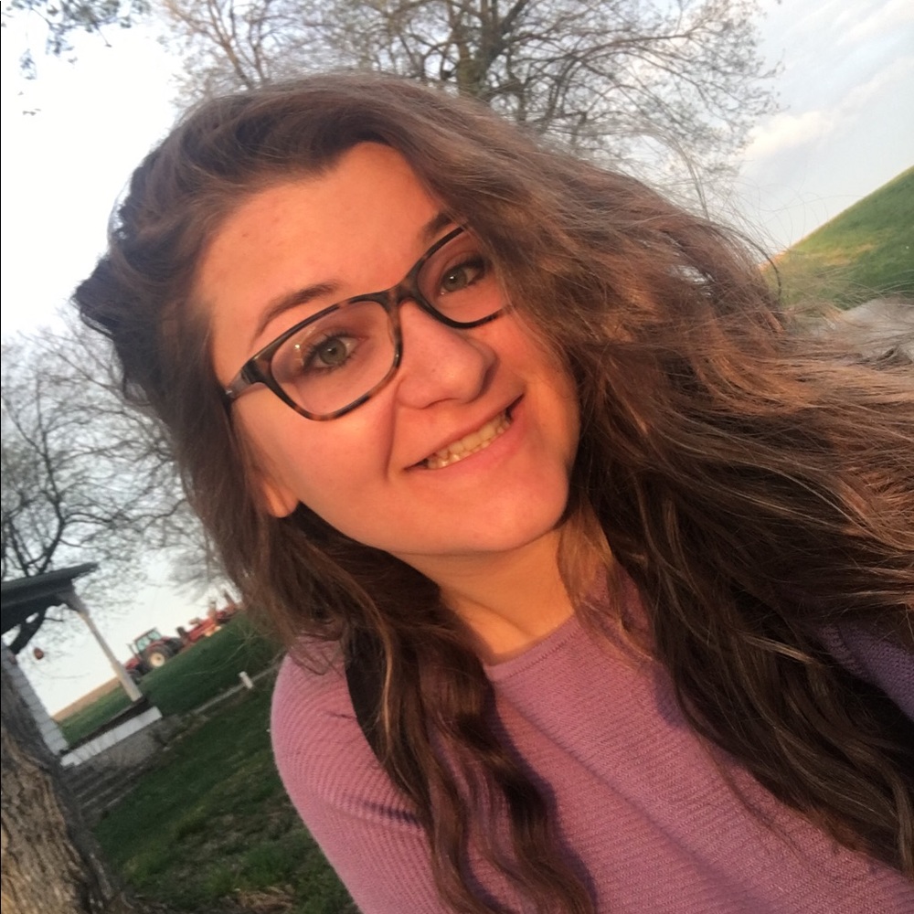 Meet your Posher, Charlotte